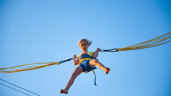 Bungee Trampolin &copy; YouraPechkin, stock.adobe.com